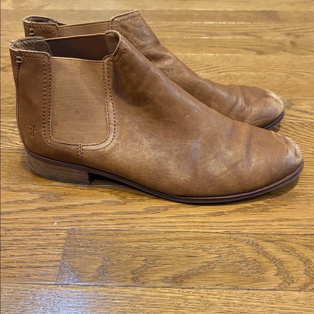 Frye | Basic Comfortable Everyday Tan Brown Boots… - image 2